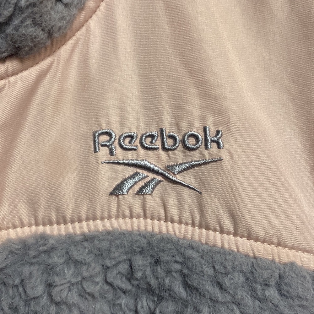 Girls Reebok - Picture 3 of 4